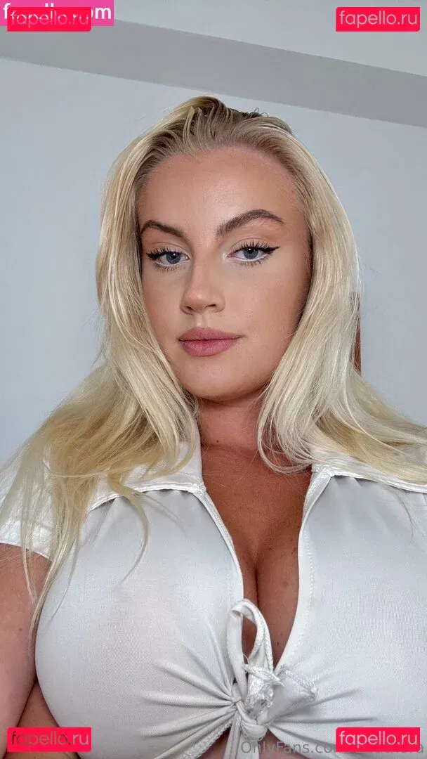 Elsathora Onlyfans Photo Gallery 