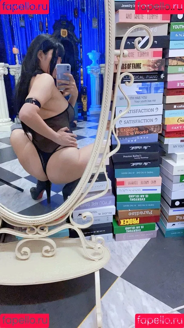 Hieey (海爾陛下 Onlyfans Photo Gallery 