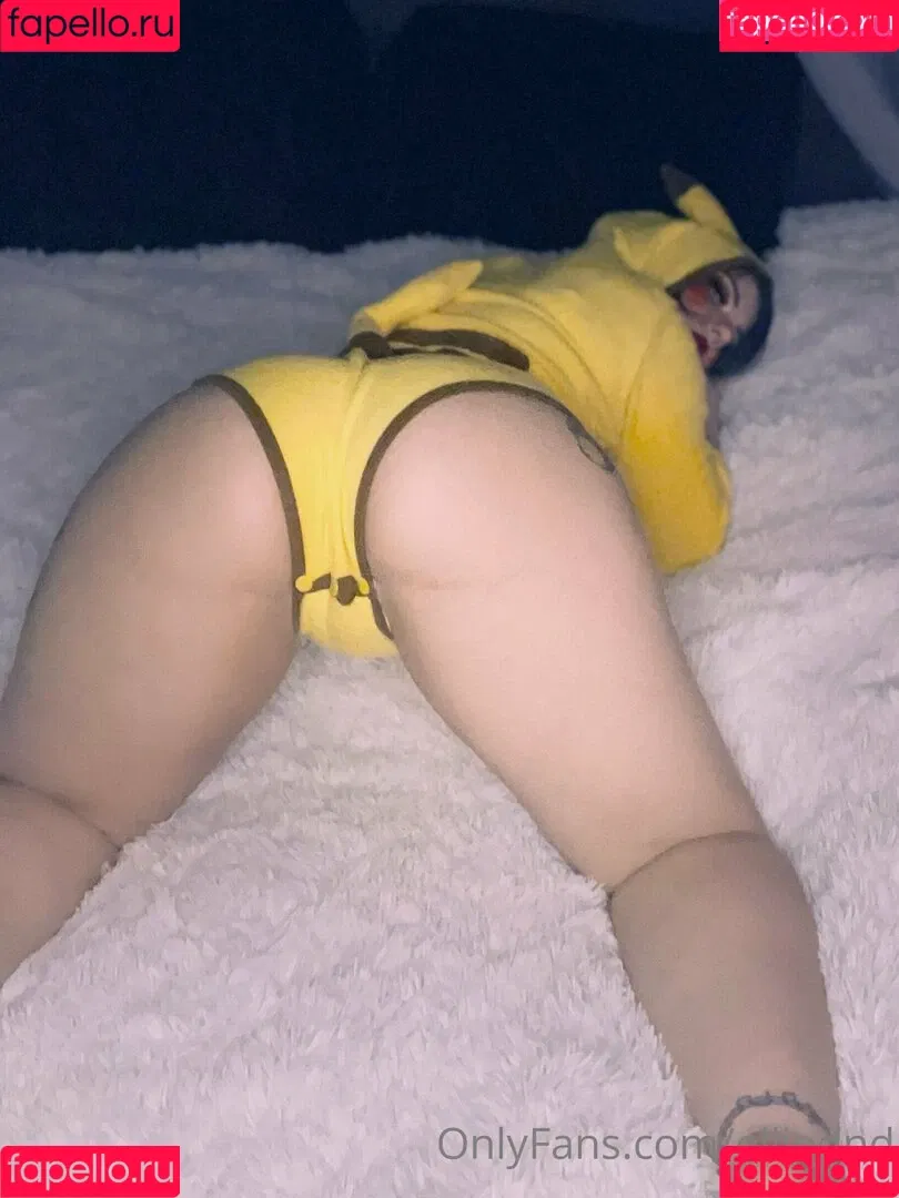 EllieDND Onlyfans Photo Gallery 