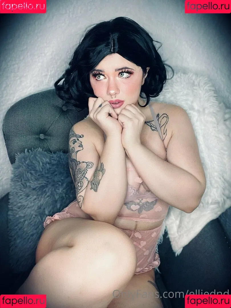 EllieDND Onlyfans Photo Gallery 