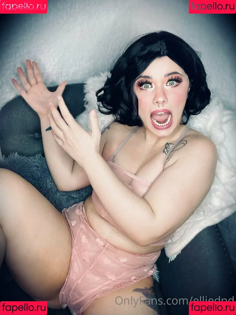 EllieDND Onlyfans Photo Gallery 