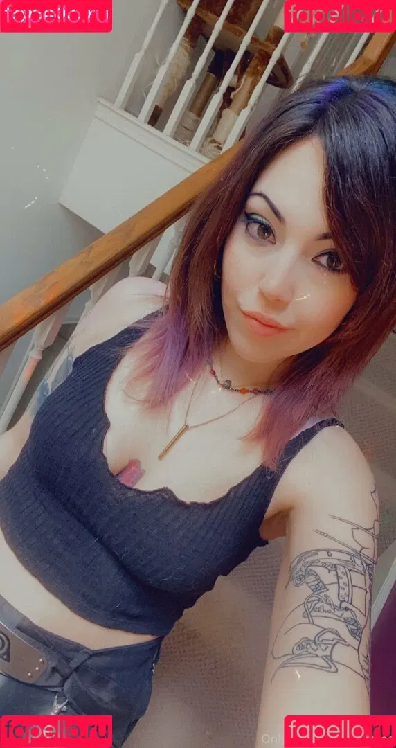 rueeruee Onlyfans Photo Gallery 