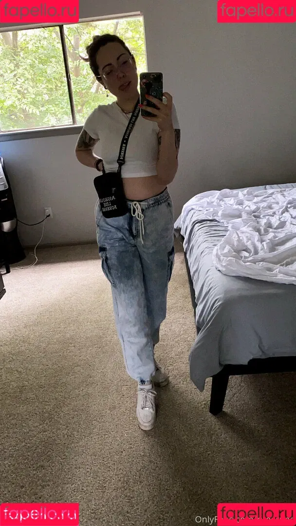 rueeruee Onlyfans Photo Gallery 