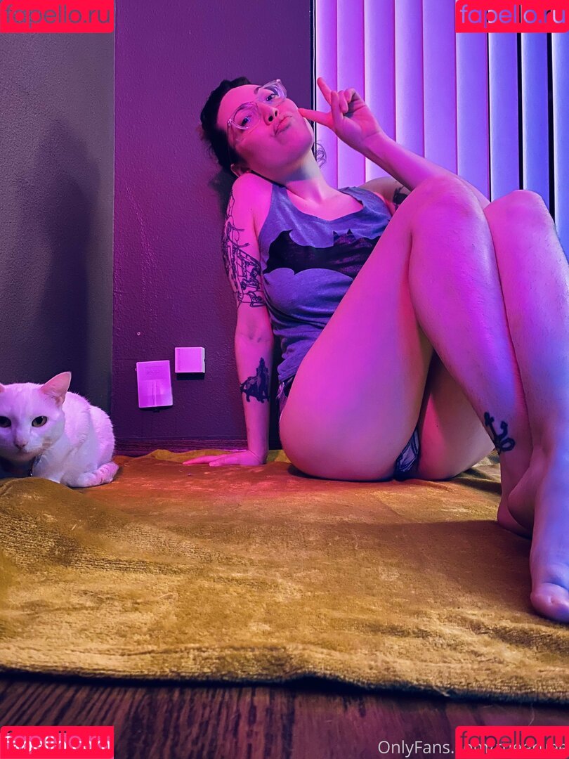 rueeruee Onlyfans Photo Gallery 