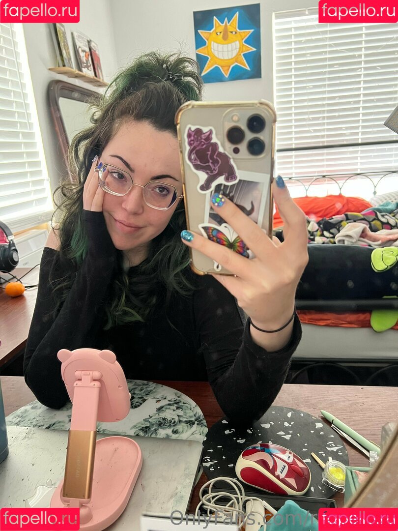 rueeruee Onlyfans Photo Gallery 