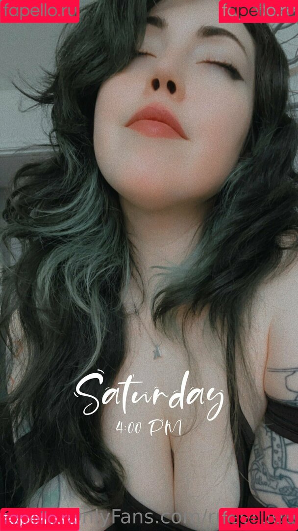 rueeruee Onlyfans Photo Gallery 