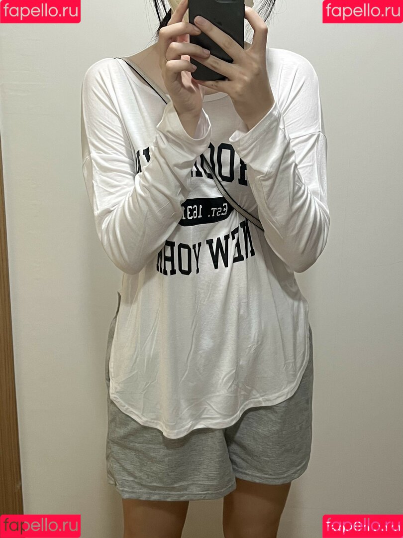 hinachan01 Onlyfans Photo Gallery 