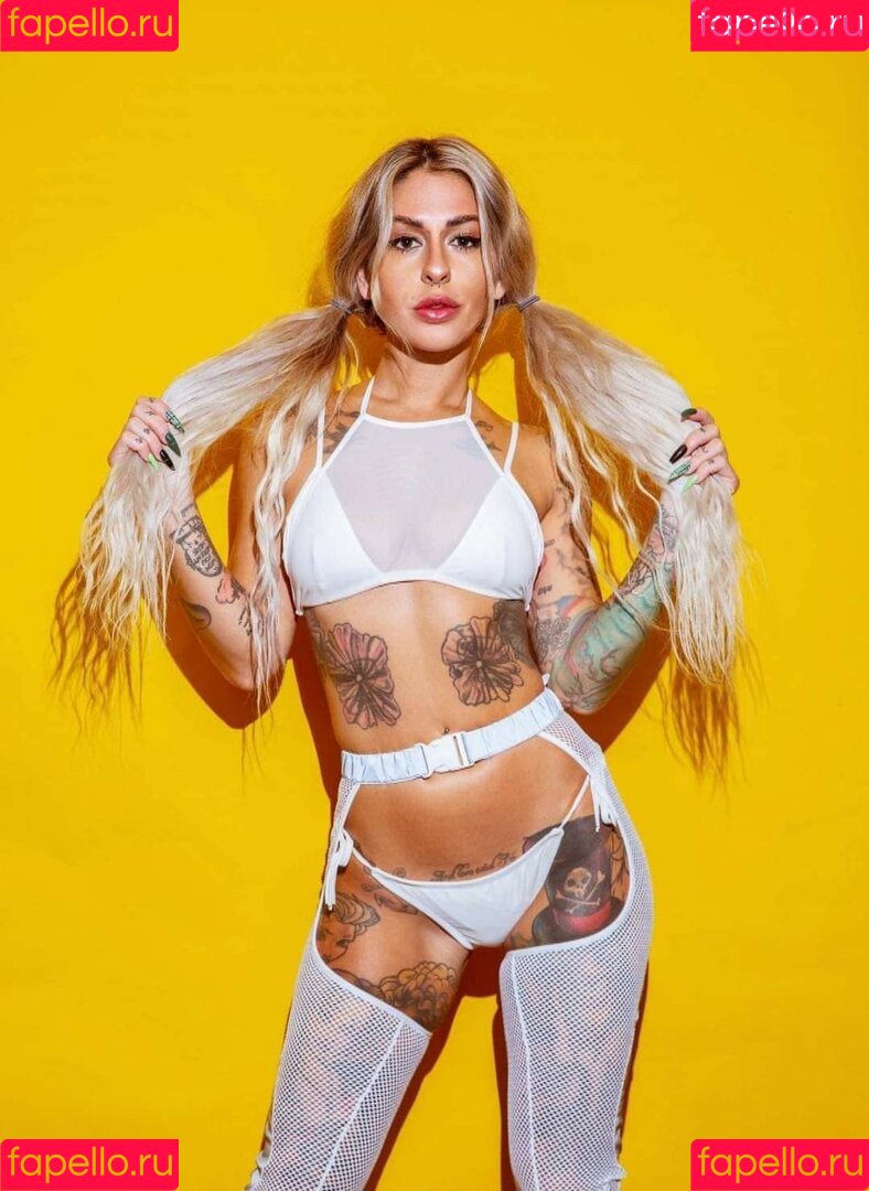 Shelly Bombshell Benson Onlyfans Photo Gallery 