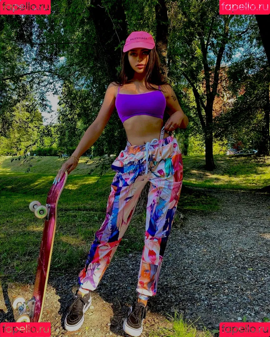 Christina Bertevello Onlyfans Photo Gallery 