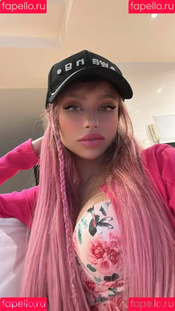 Christina Bertevello Onlyfans Photo Gallery 