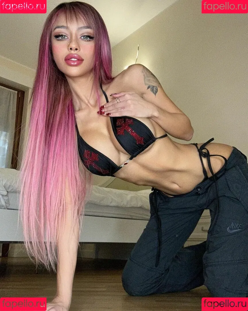 Christina Bertevello Onlyfans Photo Gallery 