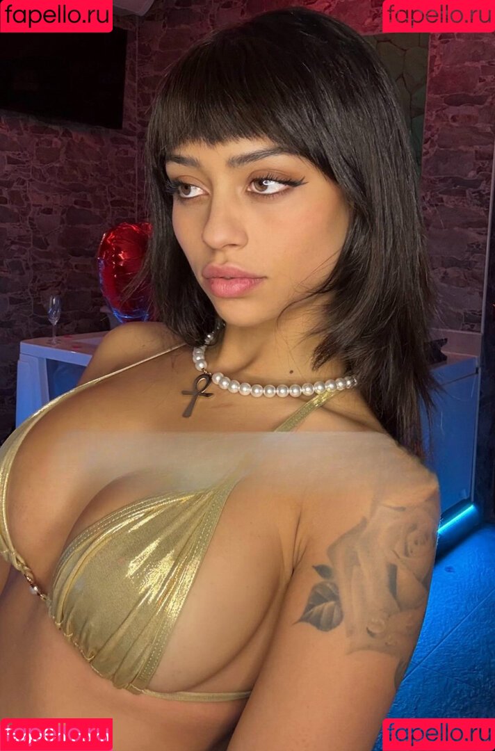 Christina Bertevello Onlyfans Photo Gallery 