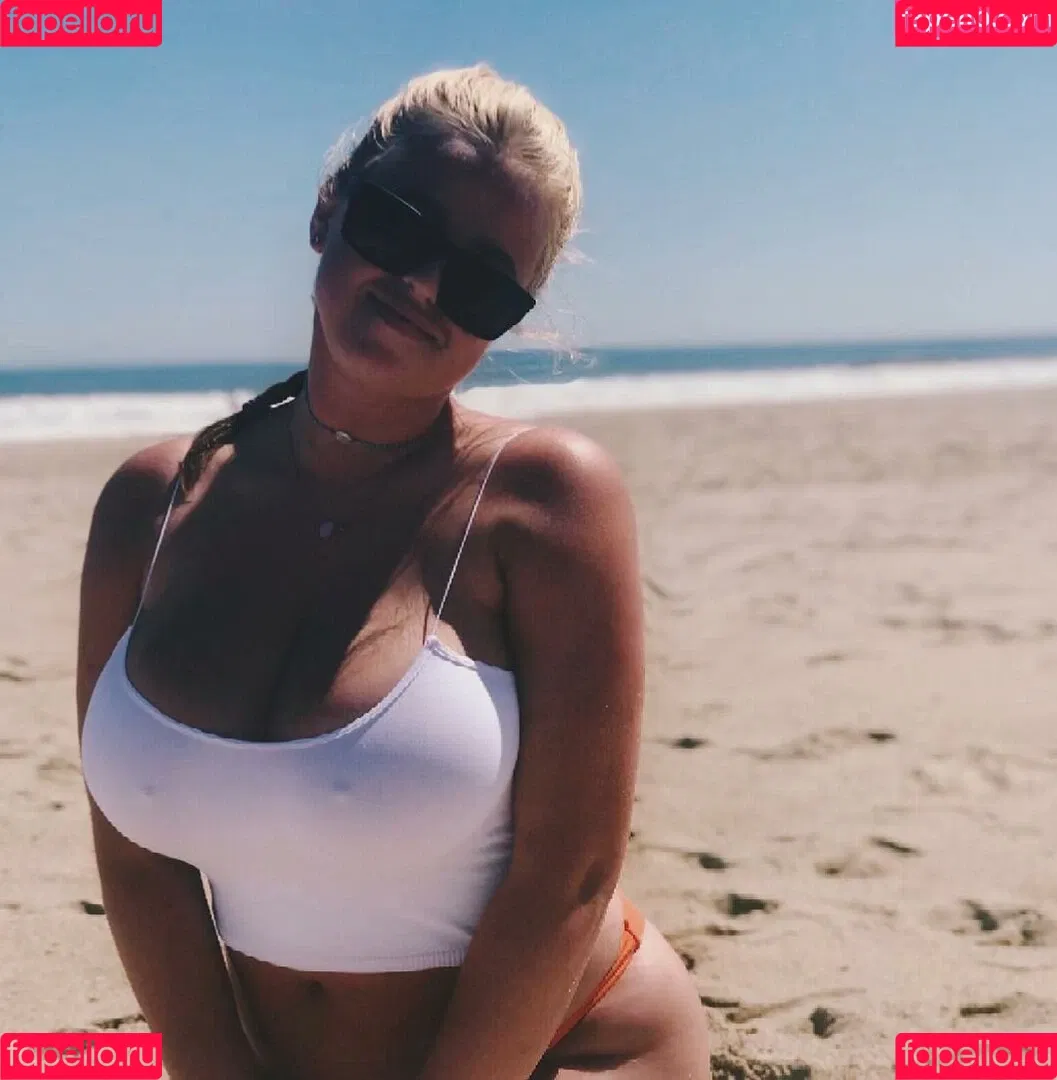 Kelsey Onlyfans Photo Gallery 