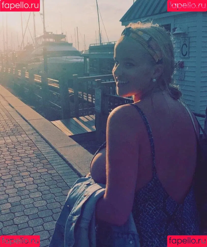 Kelsey Onlyfans Photo Gallery 