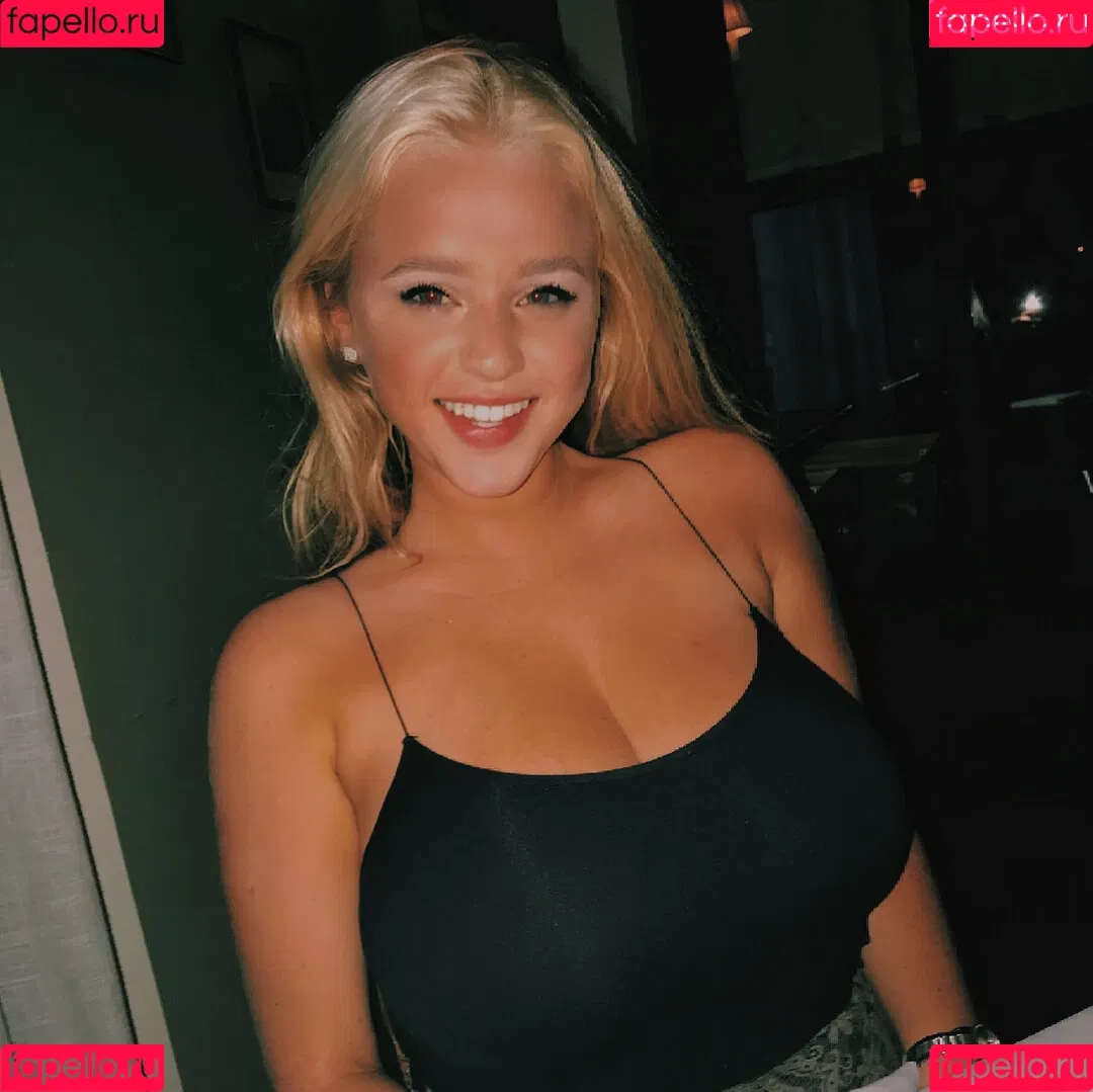 Kelsey Onlyfans Photo Gallery 