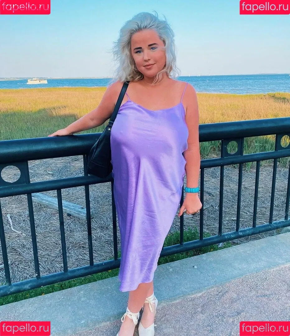 Kelsey Onlyfans Photo Gallery 