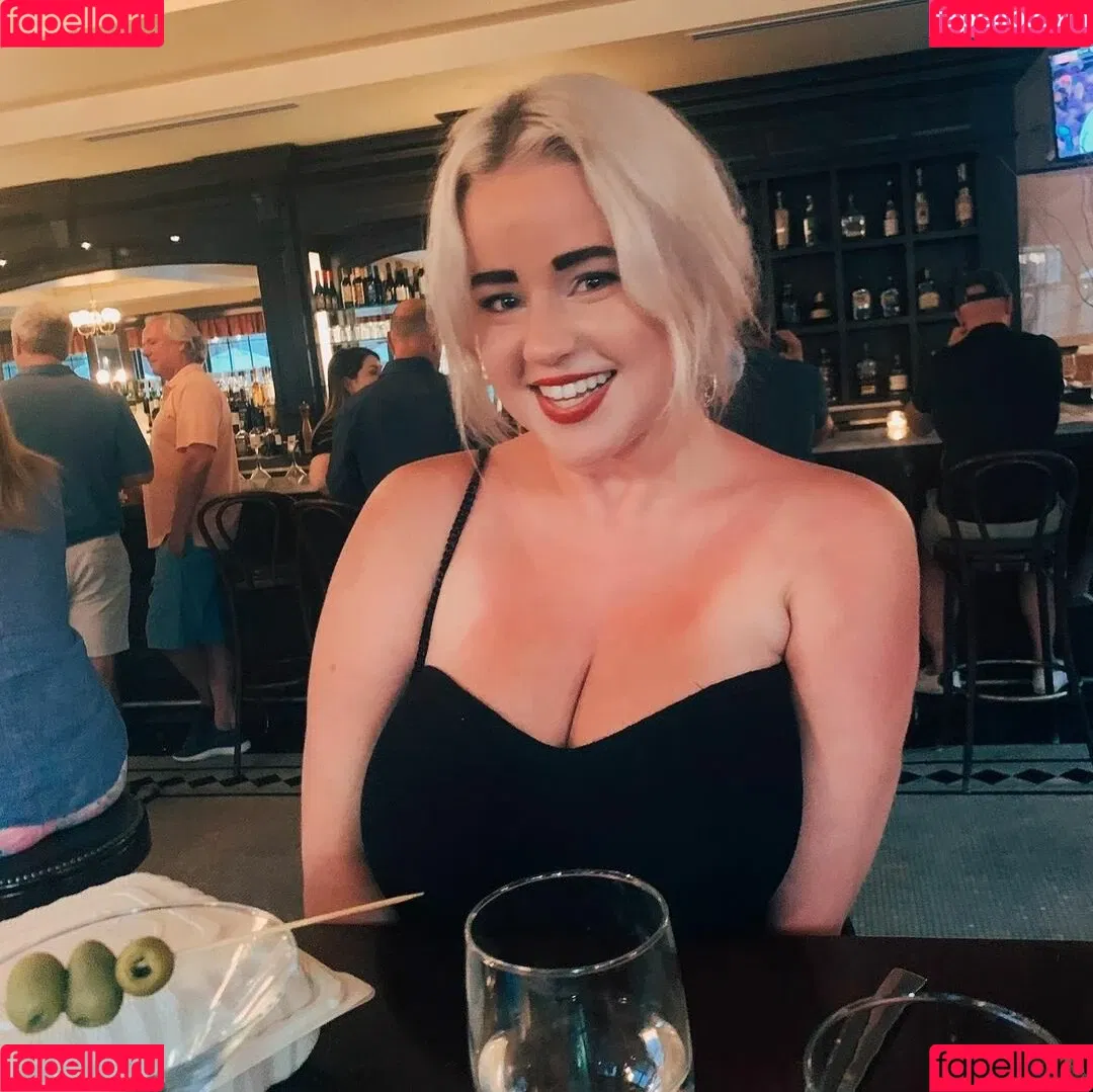 Kelsey Onlyfans Photo Gallery 