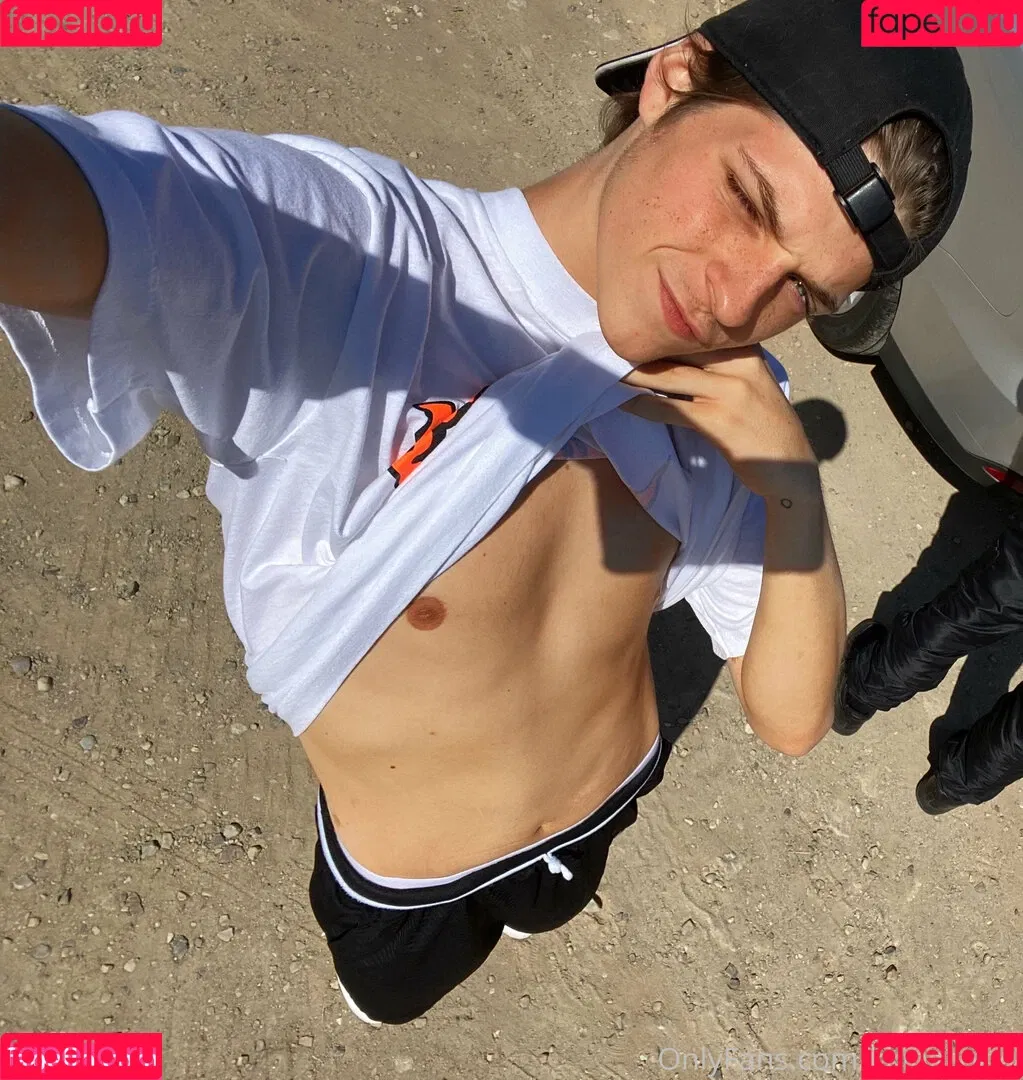 httptwunk Onlyfans Photo Gallery 