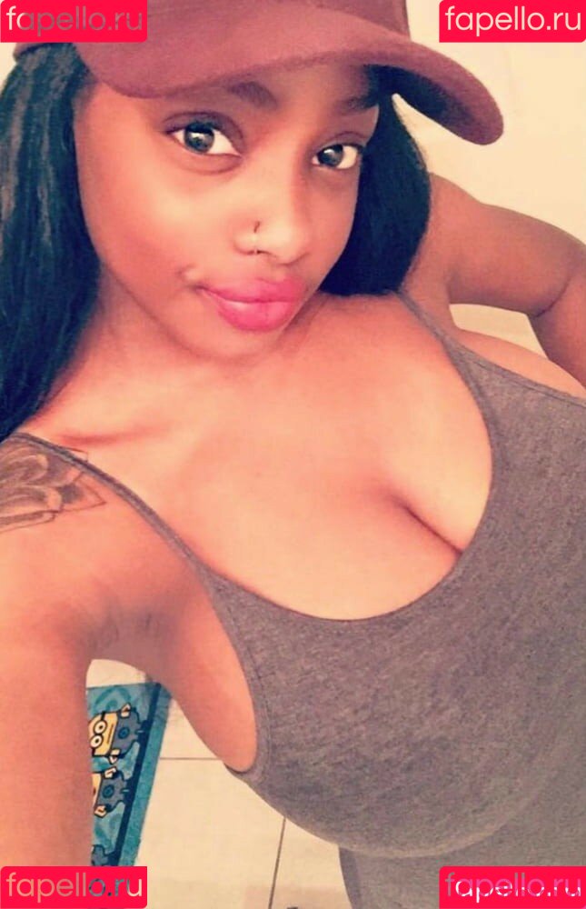 Itstaviaa Onlyfans Photo Gallery 