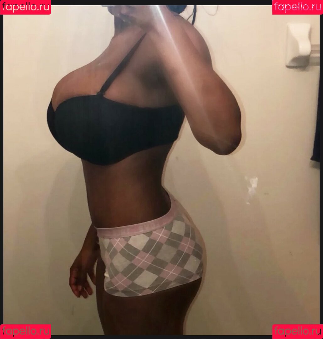 Itstaviaa Onlyfans Photo Gallery 