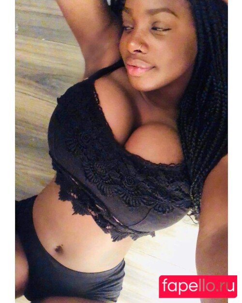 Itstaviaa Nude Onlyfans Photo 36