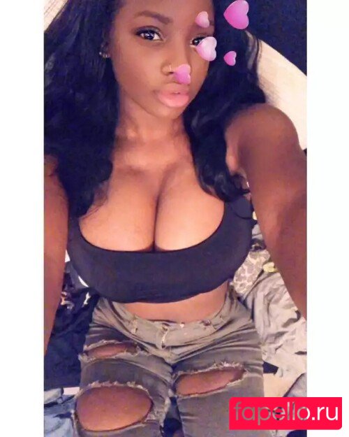 Itstaviaa Nude Onlyfans Photo 34
