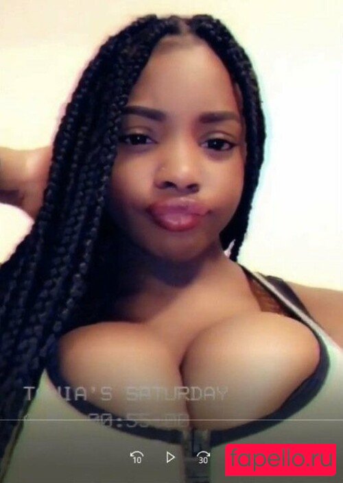 Itstaviaa Nude Onlyfans Photo 14