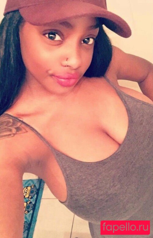 Itstaviaa Onlyfans Photo Gallery 