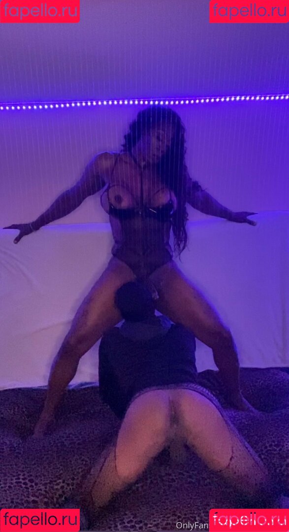 amazonhung Onlyfans Photo Gallery 