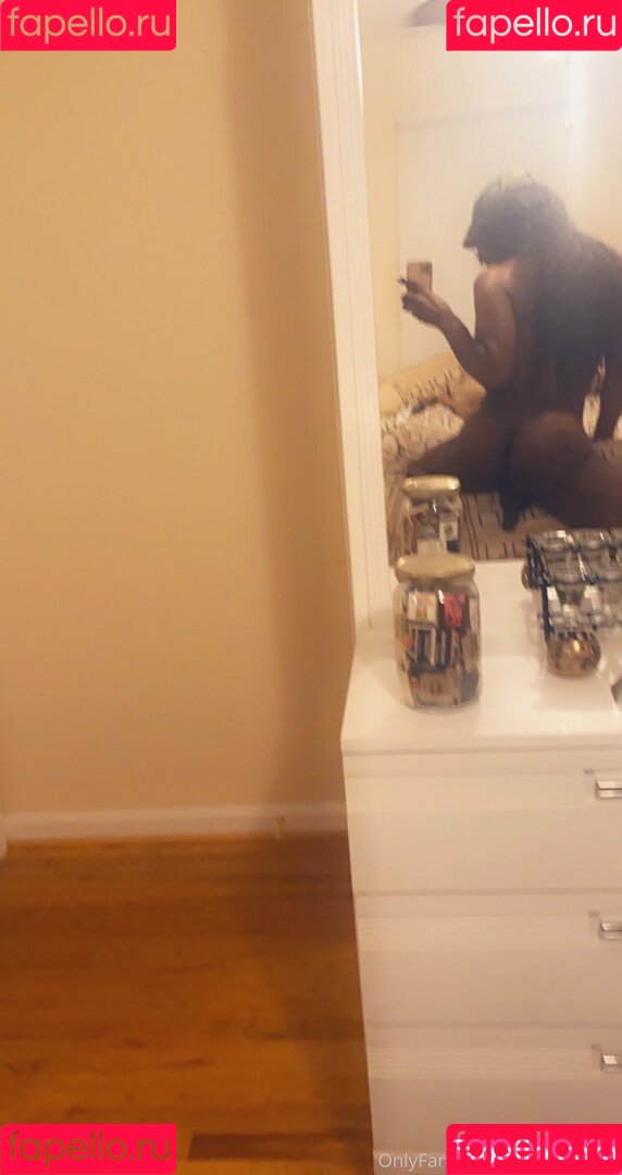 amazonhung Onlyfans Photo Gallery 