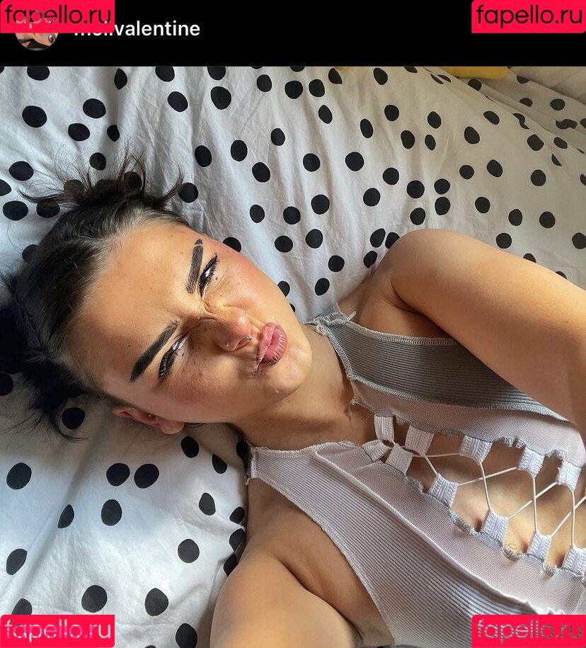 Moll Valentine Onlyfans Photo Gallery 