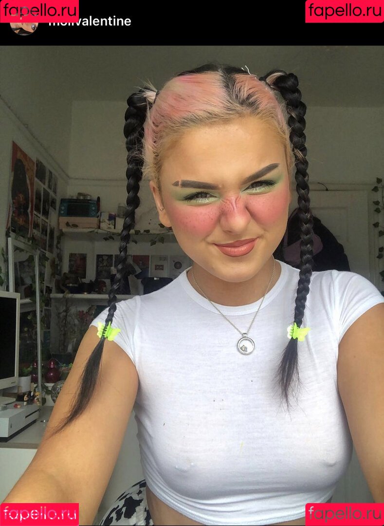 Moll Valentine Onlyfans Photo Gallery 