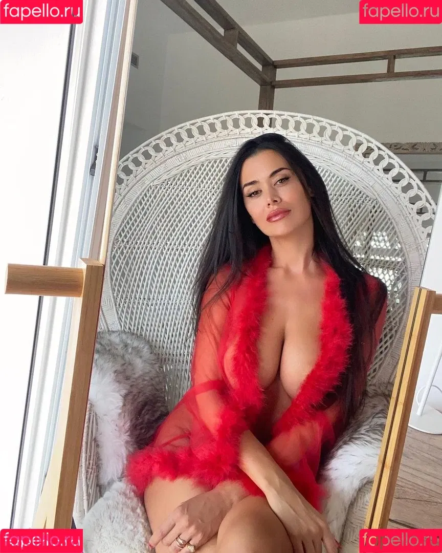 Eva Padlock Onlyfans Photo Gallery 