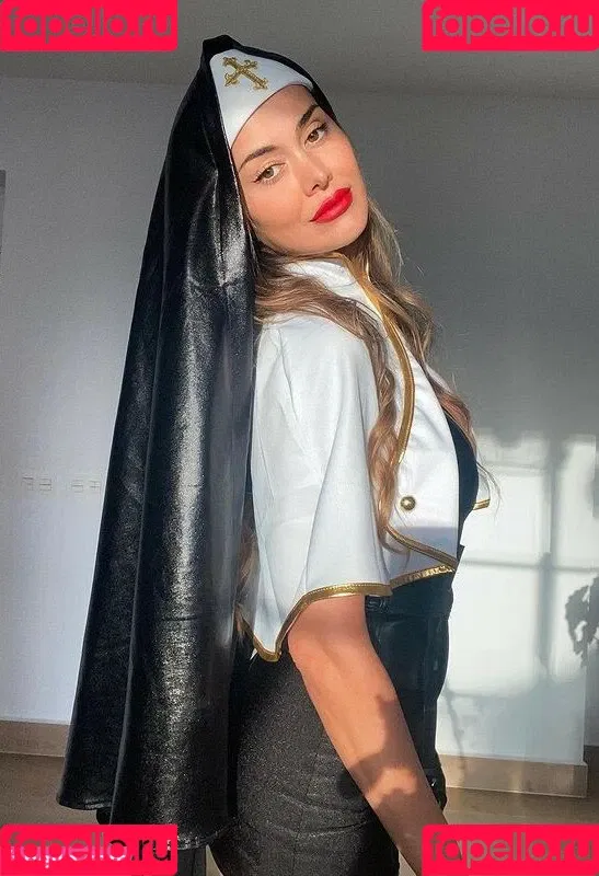 Eva Padlock Onlyfans Photo Gallery 