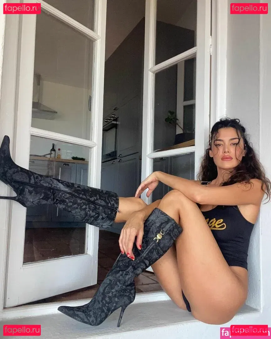 Eva Padlock Onlyfans Photo Gallery 