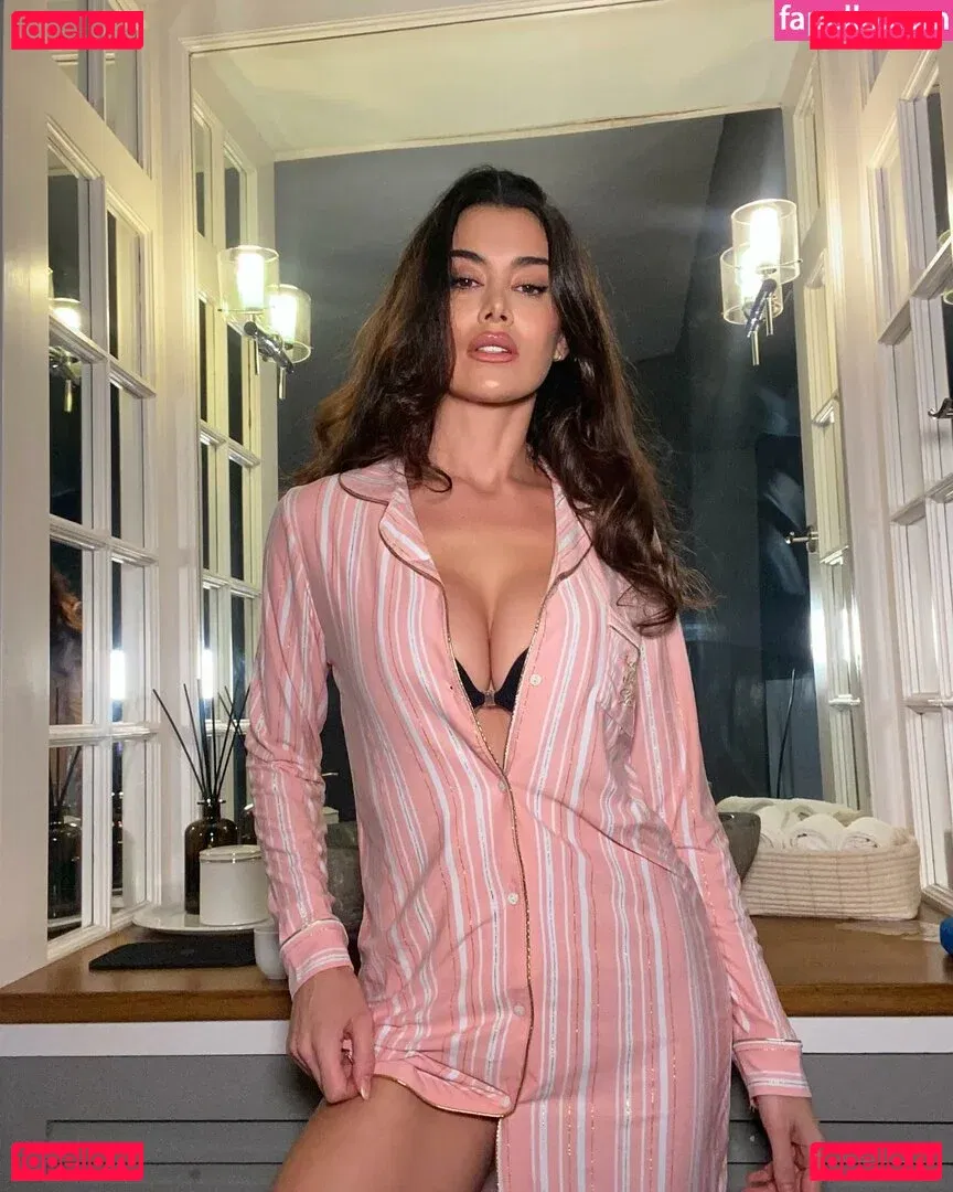 Eva Padlock Onlyfans Photo Gallery 