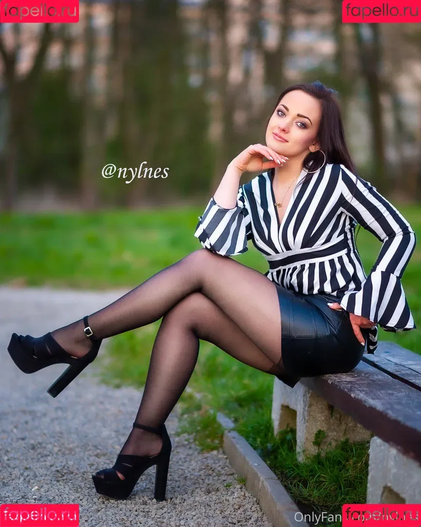 nylnes Onlyfans Photo Gallery 