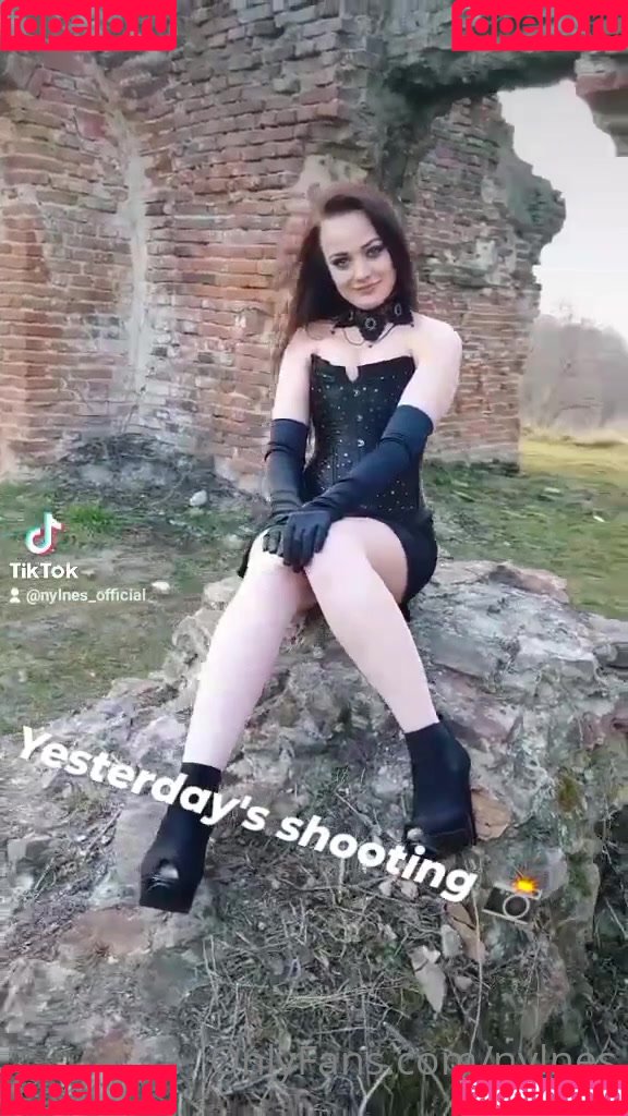 nylnes Onlyfans Photo Gallery 