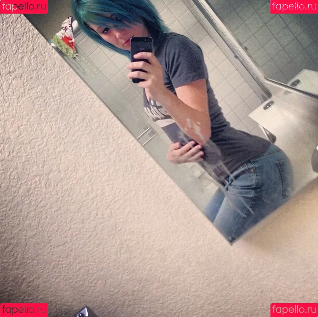 Sasha Pain Onlyfans Photo Gallery 