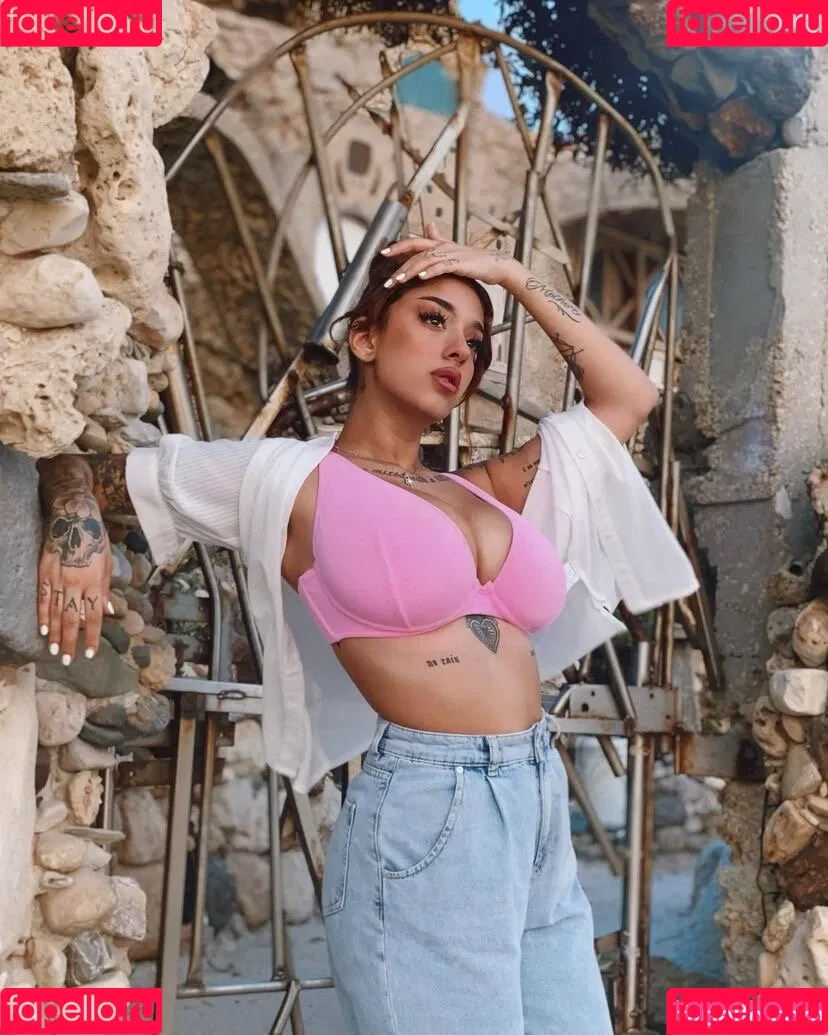 May Bakshi Onlyfans Photo Gallery 