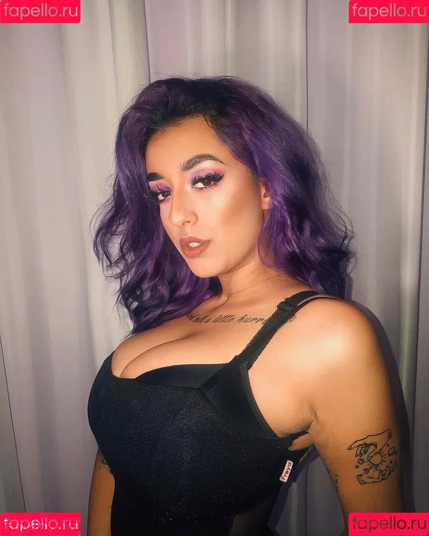 May Bakshi Onlyfans Photo Gallery 