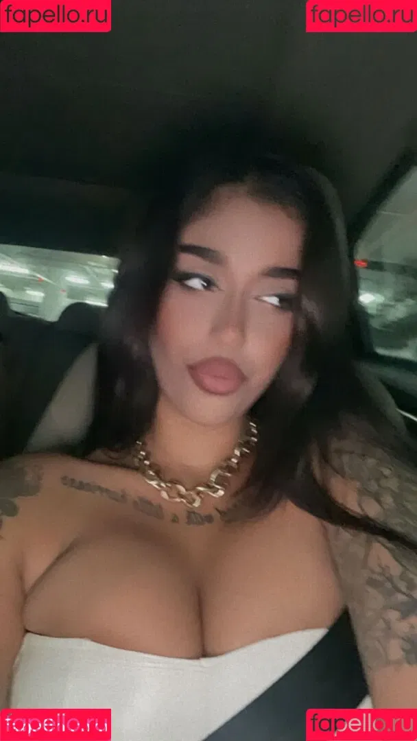 May Bakshi Onlyfans Photo Gallery 