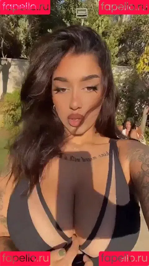 May Bakshi Onlyfans Photo Gallery 