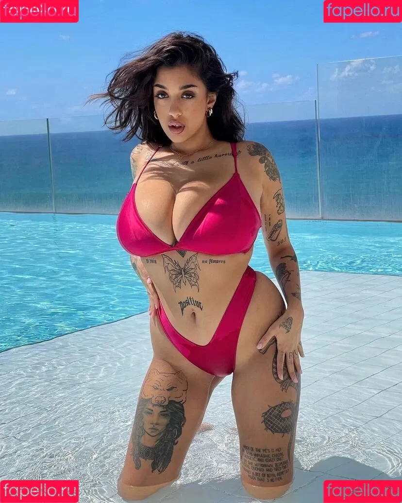 May Bakshi Onlyfans Photo Gallery 