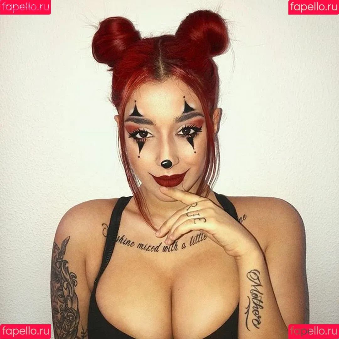 May Bakshi Onlyfans Photo Gallery 