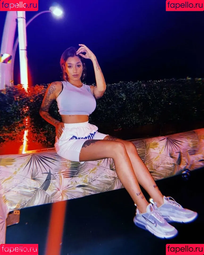 May Bakshi Onlyfans Photo Gallery 
