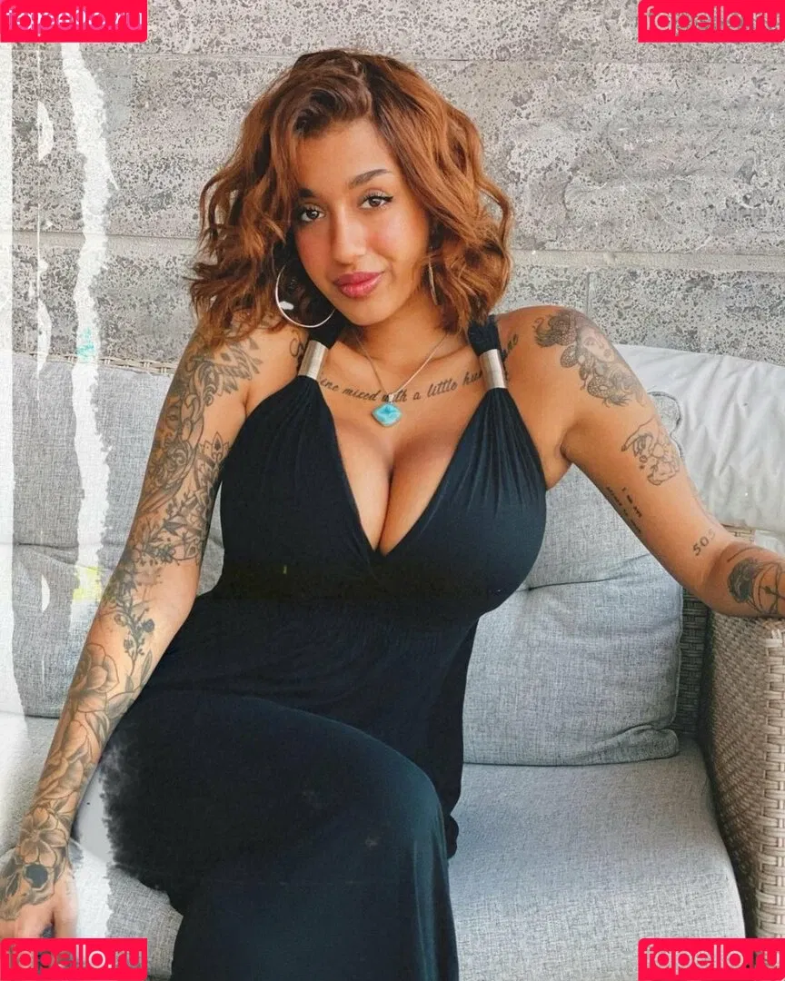 May Bakshi Onlyfans Photo Gallery 