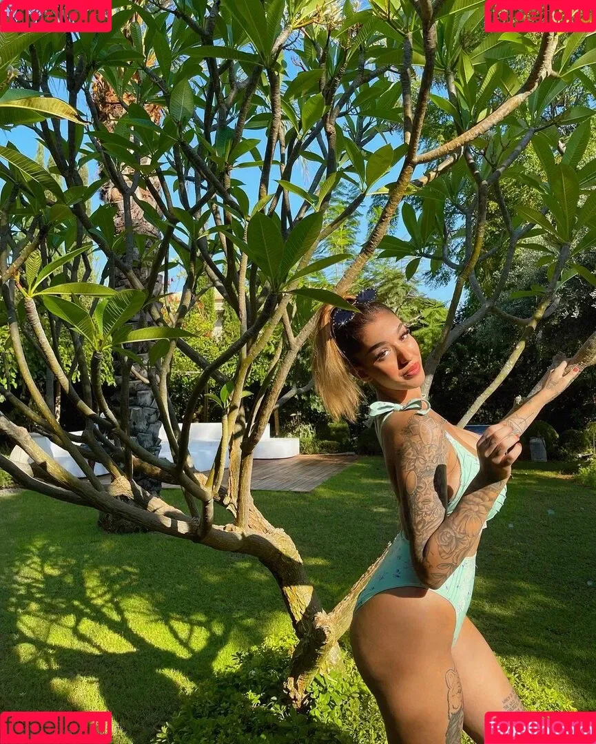May Bakshi Onlyfans Photo Gallery 