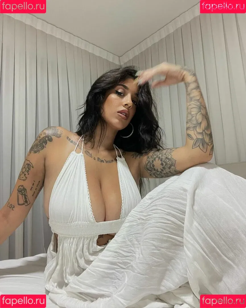 May Bakshi Onlyfans Photo Gallery 