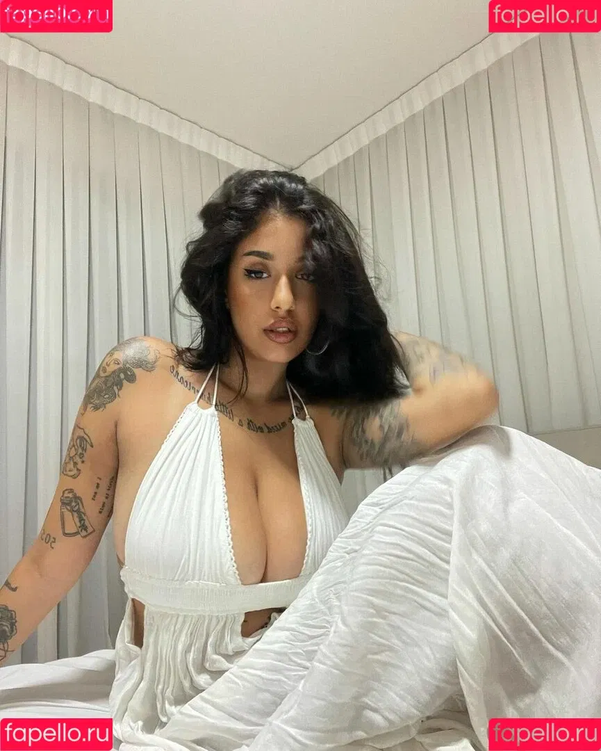 May Bakshi Onlyfans Photo Gallery 
